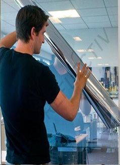 two way mirror film   http://www.twowaymirrors.com/ Office Privacy, Two Way Mirror, Mirrors Film, Smart Mirror, Window Privacy, Window Films, Secret Rooms, Glass Mirror, Ramen