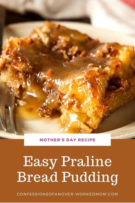 Bourbon Dessert Recipes, Bread Pudding With Whiskey Sauce, Praline Bread Pudding, Bourbon Dessert, Pudding Sauce, Bread Pudding Sauce, Gooey Desserts, Best Bread Pudding, Best Bread Pudding Recipe