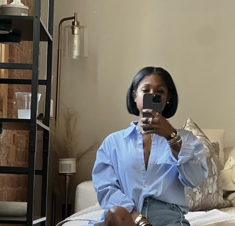 Medium Brown Hair Black Women, Short Black Bob Black Women, Collar Bone Bob Haircuts, Quick Weave Bob Middle Part, Curtain Bangs Short Hair Black Women, Bob Cut Black Women Real Hair, Very Short Layered Bob, Ahort Hair Cuts, Closure Bob Sew In