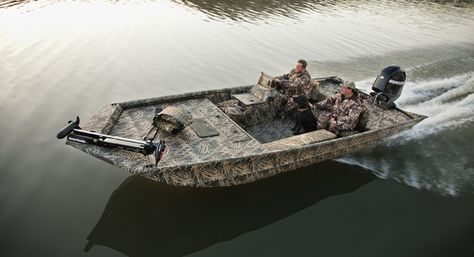 14 foot modified v duck hunting boats - Google Search Jon Boat Project, Lucas Lee, Aluminum Jon Boats, Mud Boats, Boat Modifications, Duck Blind Plans, Duck Hunting Boat, Duck Boats, Boat Upgrades