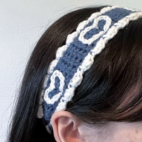 Crochet Handbands, Headband Crochet Ideas, Accessories To Crochet, Things To Crochet Aesthetic, Crochet Ideas Accessories, Knitting Ideas Aesthetic, Cute Crochet Accessories, Crochet Accessories Ideas, Dompet Koin Diy