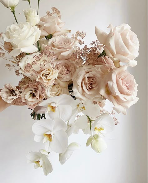 Taupe Wedding Florals, Neutral Pink Wedding Flowers, Contemporary Wedding Bouquet, Neutral Bouquet Wedding, Neutral Pink Wedding, Minimalist Bridal Bouquet, Pink White Bouquet, Peony Wedding Flowers, Pink And White Wedding Flowers