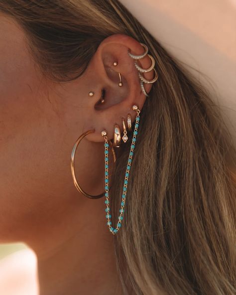 A little hint of turquoise 🦋✨ Piercings Women, Piercings, Turquoise