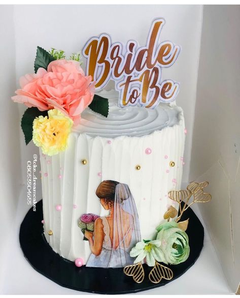 Simple Bride To Be Cake, Bride To Be Cakes Ideas, 2023 Cake, Bride To Be Cake, Sofia Cake, Speaker Plans, Barbie Drawing, Mouse Pictures, Simple Bride