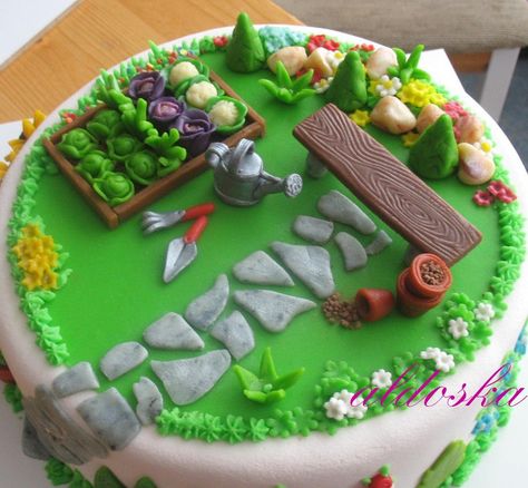 Gardening cake - For all your cake decorating supplies, please visit craftcompany.co.uk Allotment Cake, Vegetable Garden Cake, Garden Theme Cake, Gardening Cake, Bolo Rapunzel, Garden Cakes, Novelty Cakes, Cake Decorating Supplies, Cake Decorating Techniques