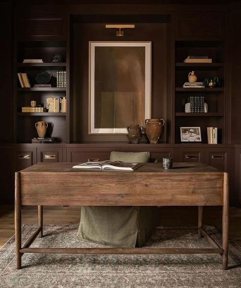 Small Office Solutions, Dark Academia Home Office, Moody Office Inspiration, Diy Wooden Desk, Traditional Office Decor, Small Office Ideas, Diamond House, Dark Office, Inspirational Homes