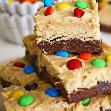 Peanut Butter Whip Brownies Peanut Butter Whip, Raspberry Cheesecake Cookies, Vegetarian Nachos, Avocado Brownies, Nutella Brownies, Brownie Toppings, Peanut Butter Desserts, Butter Recipes, Bar Recipe