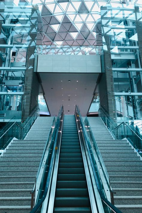 Escalator and Staircase ideas Architecture Schools, Architecture Degree, Folding Stairs, Online Architecture, Symphony Of The Seas, Staircase Ideas, Best Architecture, Basement House, Ancient Architecture