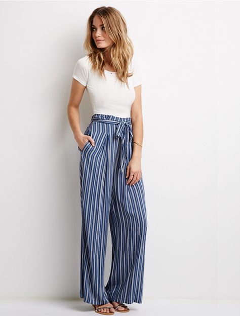 70s Style Icons, Black Pinterest, Tie Waist Pants, Summer Street, Blue Striped Dress, Spring Jewelry, Style Inspiration Summer, Next Clothes, Tie Bow