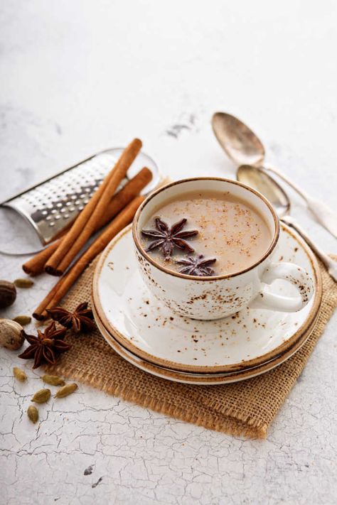 Homemade Chai Recipe, Chai Latte Starbucks, Chai Latte Recipe, Homemade Chai, Spiced Tea, Masala Tea, Chai Recipe, Single Serving Recipes, Masala Chai