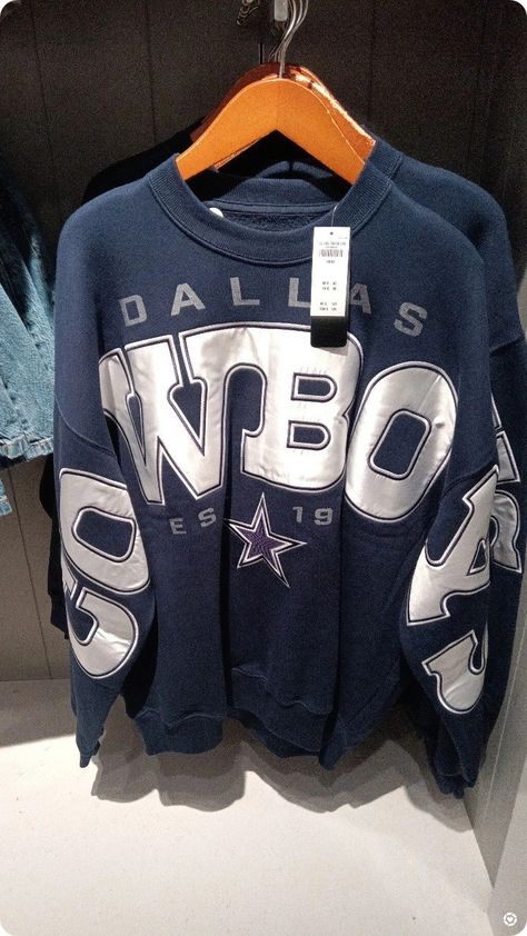 Cowboys Outfits, Dallas Cowboys Outfits, Dallas Cowboys Shirts, Outfit Boards, Shirt Aesthetic, Cowboys Shirt, Oversized Sweatshirt, Dallas Cowboys, Dallas