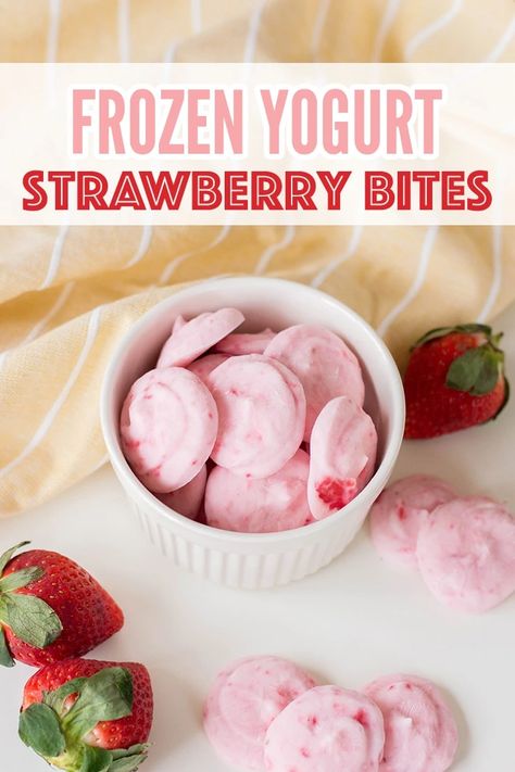 Strawberry Yogurt Bites, Toddler Treats, Strawberry Bites, Strawberry Frozen Yogurt, Frozen Yogurt Bites, Snack To Make, Healthy Snacks To Make, Yogurt Bites, Healthy Sweet Snacks