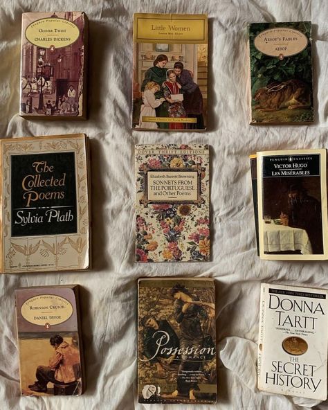 Books Photography Ideas, Books Photography, Classic Poems, Book Bucket, Unread Books, French Books, Literature Books, Coffee And Books, Classic Literature