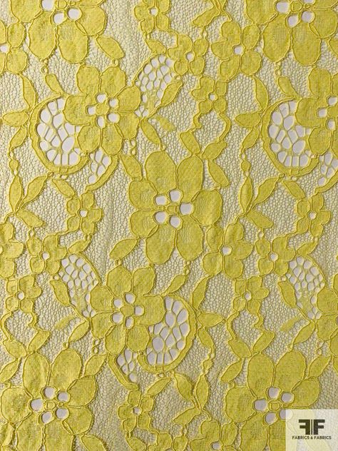 Corded lace fabric