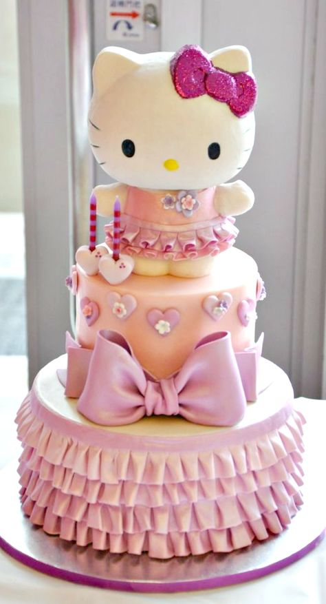 Hello Kitty Cake Hello Kitty Torte, Kue Hello Kitty, Pastel Kitty, Bolo Da Hello Kitty, Bolo Hello Kitty, Kitten Cake, Kitty Birthday Cake, Hello Kitty Birthday Cake, Images Hello Kitty