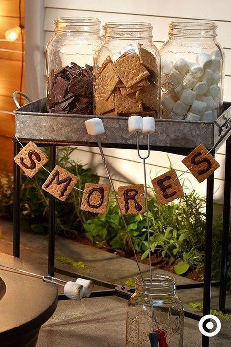 Fall Engagement Parties, Smores Bar, Idee Babyshower, Bonfire Party, Graduation Party Diy, S'mores Bar, Camping Party, Festa Party, Graduation Diy