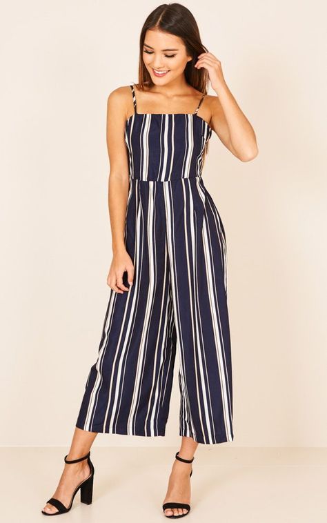 7c4ede33a62160a19586f6e26eaefacfdesc42948314ri Colorful Jumpsuit, Jumpsuit Elegant, Jumpsuit Pattern, Casual Jumpsuit, Look Cool, Cute Casual Outfits, Cute Fashion, Classy Outfits, Jumpsuits For Women