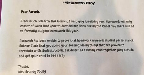 Second grade teacher Brandy Young went viral when she eliminated homework for her class. Parenting expert Alfie Kohn says all the research backs her up. Personal Statement Grad School, Homework Letter, Alfie Kohn, No Homework Policy, No Homework, Parent Night, Texas Teacher, Notes To Parents, School Homework