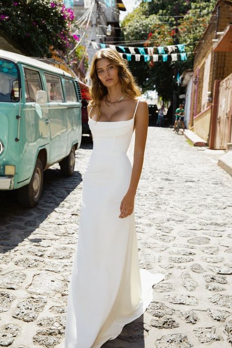 Salma Slip Wedding Dress, Plain Wedding Dress, Minimal Wedding Dress, Spaghetti Strap Wedding Dress, Classy Wedding Dress, Minimalist Wedding Dresses, Silk Wedding Dress, Wedding Dresses With Straps, Dream Wedding Ideas Dresses