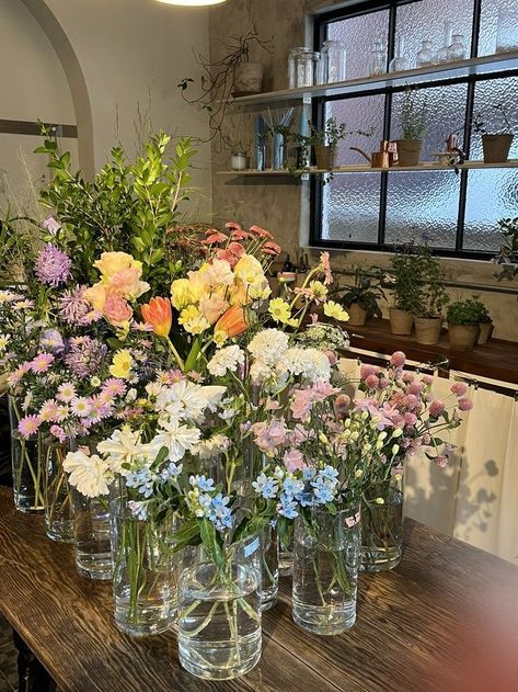 Not my picture #spring #flowers #aesthetic Floral Designer Aesthetic, Floral Arrangements Aesthetic, Boquette Flowers, Nothing But Flowers, Flowers Aesthetic, Flower Therapy, Flowers For You, Beautiful Bouquet Of Flowers, Beautiful Bouquet