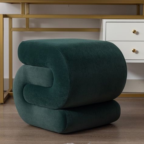 The ottoman is perfect for use in the living room, bedroom, or next to the sofa, adding both style and function to your space. No assembly required, it comes ready to use right out of the box. Spot clean with a soft, dry cloth for easy maintenance. Luxury Ottoman, Makeup Stool, Velvet Footstool, Green Velvet Fabric, Foot Rest Ottoman, Work Studio, Upholstered Stool, Velvet Ottoman, Floor Seating