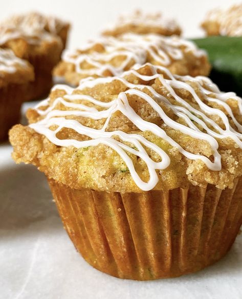 Zucchini Coffee Cake Muffins | e2 bakes brooklyn Zucchini Coffee Cake Muffins, Zucchini Muffins Recipes, Gourmet Muffins, Zucchini Coffee Cake, Lemon Zucchini Muffins, Muffins Zucchini, Butterball Cookies, Zucchini Recipes Dessert, Zucchini Rolls