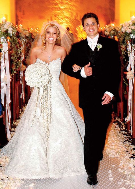 TBT: Jessica Simpson's Weddings in Photos and Video Jessica Simpson Wedding Dress, Simpsons Wedding, Spicy Nuggets, Jessica Simpson Wedding, Traditional Mexican Wedding Dress, Mexico Wedding Dress, Queen Wedding Dress, Mexican Wedding Dress, Wedding Dress Gallery