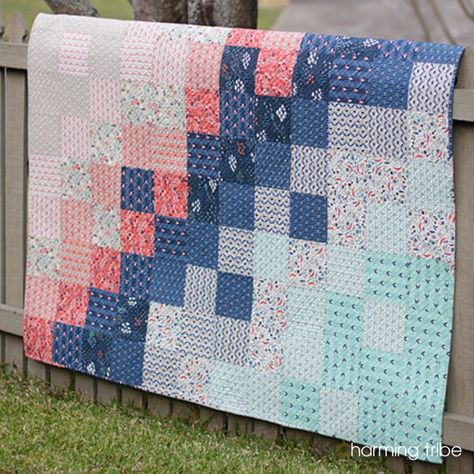 10+ Free Easy Quilt Patterns for Beginners ( Part 1) Twin Size Quilt Patterns Free, Easy Beginner Quilt Patterns Free, Easy Quilt Patterns For Beginners, Easy Baby Quilts For Beginners, Free Fat Quarter Quilt Patterns, Beginner Quilt Patterns Free, Twin Quilt Pattern, Strip Quilt Patterns, Fat Quarter Quilt Pattern