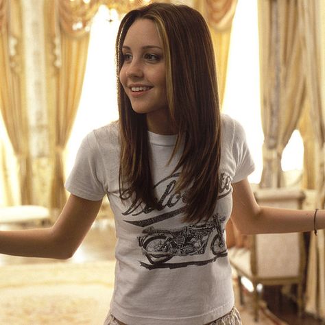 Amanda Bynes GIFs Amanda Bynes 2000s, Wanted Movie, She's The Man, What I Like About You, Gossip Girls, Estilo Grunge, What A Girl Wants, Amanda Bynes, Taylor Momsen