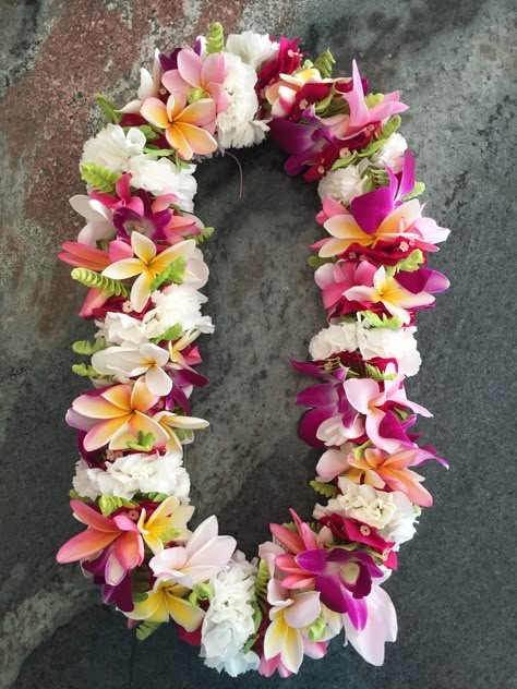 Graduation Leis Flower, Hawaiian Leis Hawaii Flower Lei, Hawaii Lei Flower, Hawaiian Leis For Graduation, Graduation Flower Lei, Diy Leis Hawaiian, Hawaiian Graduation Lei, Flower Leis For Graduation, Flower Lei Diy