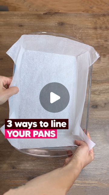 How To Line A Pan With Parchment Paper, How To Cut Parchment Paper For Round Pan, How To Fold Parchment Paper For Cake Pan, Baking Tricks, Baking Chart, Baking Techniques, Cookist Wow, Recipe Hacks, Paper Video