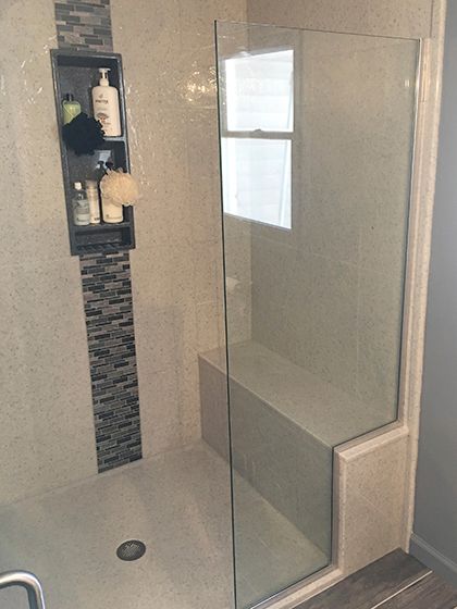 Onyx Shower Ideas, Onyx Bathroom Ideas, Tiny Wet Room, Onyx Wall, Onyx Shower, Custom Bathrooms, Barn Bathroom, Accessible Bathroom Design, Custom Porch