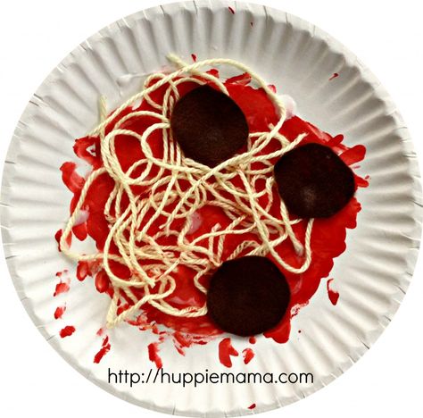 spaghetti & meatballs Cooking Around The World Preschool, Healthy Bodies Preschool Theme Dramatic Play, Paper Plate Spaghetti Craft, Food Theme Preschool Crafts, Foods And Flavors Preschool Crafts, Food Related Crafts, Cooking Preschool Theme, Food Preschool Crafts, Food And Flavors Theme Preschool Crafts