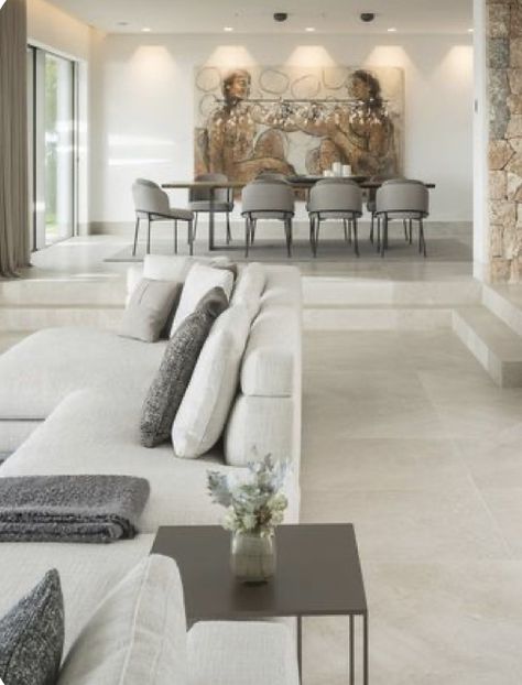 Cream House Interior Living Rooms, Living Room Designs And Kitchen, Living Room With Tiles, Living Room With Kitchen Ideas, Minotti Living Room, Tiled Living Room, Home Interior Design Modern, Best Living Room Ideas, Villa Interior Design