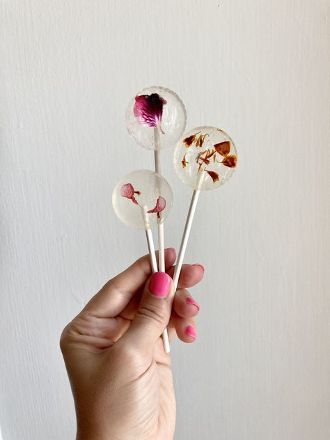 How To Make Lollies, Diy Lollipops, How To Make Lollipops, Flower Lollipop, Flower Lollipops, Diy Lollipop, Best Friend Tattoo Ideas, Friend Tattoo Ideas, Lollipops Diy