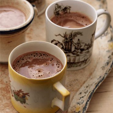 Chocolate Rocks, Hot Chocolate Recipe, Chocolate Powder, Chocolate Recipe, Hot Chocolate Recipes, Chocolate Drinks, A Typical, A Drink, Christmas Treats