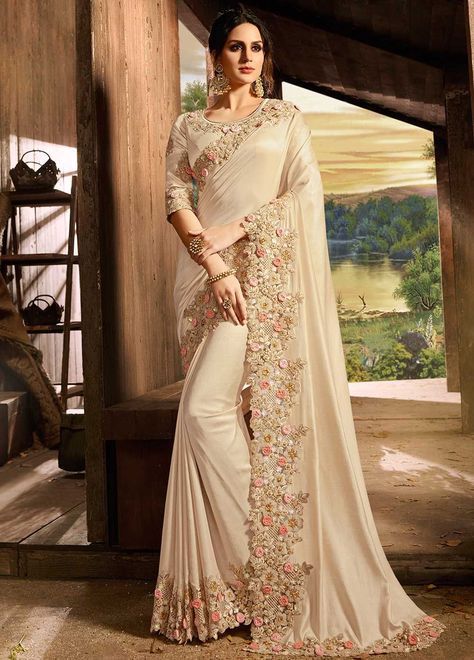 Buy Off White Designer Partywear Sarees from Manndola Gaun Fashion, Saree Designs Party Wear, Salwar Kamiz, Utsav Fashion, Designer Sarees Online, Party Kleidung, Net Saree, Art Silk Sarees, Trendy Sarees