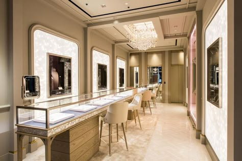 Nirav Modi Unveils High Jewelry At Paris Biennale Des Antiquaires Before London Boutique Debut Jewelry Store Displays, Jewelry Store Interior, 6th October, Jewelry Store Design, Jewellery Shop Design, Jewellery Showroom, Showroom Interior Design, Store Interiors, Diamond Jewelry Store