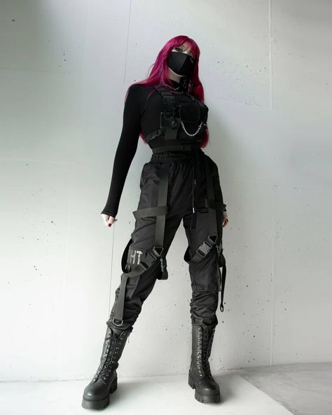 #techwearfashion
#scarlxrd
#techwearlooks
#techstyle
#techwearfits
#techfashion
#techwearstyle
#darkstyle
#darkfashion
#techwearsociety
#techweargeneral
#techwear
#darkwear
#blackwear Techno Wear Aesthetic, Cyberpunk Rave Outfit, Female Punk Outfits, Dark Techno Outfit, Cyberpunk Outfit Aesthetic, Cyberpunk Aesthetic Fashion, Tech Wear Women, Cyberpunk Outfit Women, Techwear Outfits Women