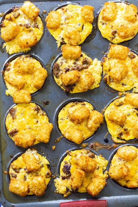 Sausage and Cheese Tater Tot Cups Tater Tot Cups, Breakfast Muffin Cups, Whole Breakfast, Tator Tot Breakfast, Tator Tot Recipe, Ground Breakfast Sausage, Muffin Tin Breakfast, Breakfast Casserole Muffins, Sausage Egg Muffins