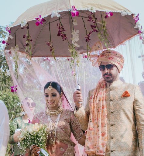 Bridal Umbrella Entry, Umbrella For Bride Entry, Flower Chadar, Bridal Entrance, Wedding Entry, Bridal Umbrella, Bangle Ceremony, Bridal Entry, Indian Destination Wedding