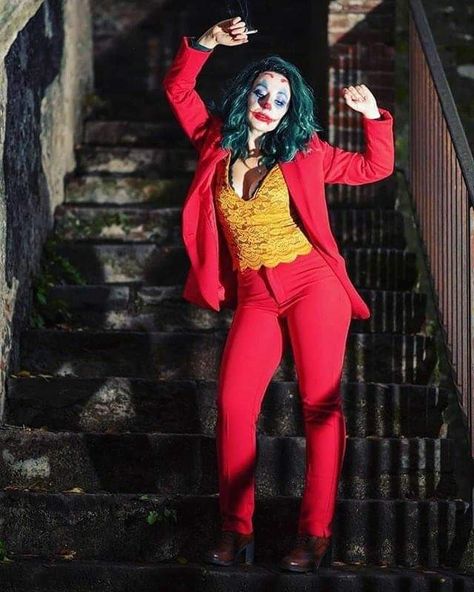 Best Female Halloween Costumes, Female Joker Costume, Joker Halloween Costume, Female Joker, Joker Halloween, Joker Costume, Diy Costumes Women, Black Halloween Dress, Joker Cosplay