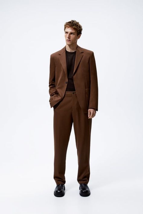 Class Outfits, Stylish Mens Suits, Black Suit Men, Modern Suits, Gala Outfit, Seersucker Suit, Beige Outfit, Suits Clothing, Brown Suits