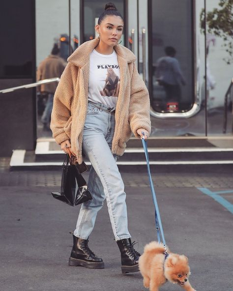 MADISON FOLLOWS on Instagram: “What’s happening to Zero😂😂 @madisonbeer” Estilo Madison Beer, Madison Style, Madison Beer Style, Dr Martens Outfit, Madison Beer Outfits, Doc Martens Outfit, Beer Outfit, Beer Shop, Winter Outfits Aesthetic