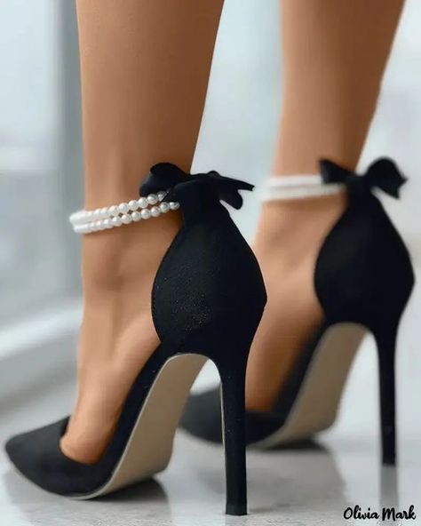 Black High Heels Classy, Stilletos Heels Classy, Fashionable Heels, Graduation Shoes, Heels High Classy, Pretty Heels, High Heels Classy, Very High Heels, Stiletto Heels Boots