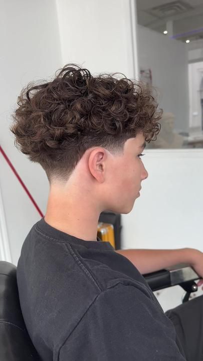 Curly Hair Male Haircut, Wavy Taper Fade, Perm Haircut Men, Wavy Perm Men, Fade With Long Hair On Top, Low Taper Haircut, Low Fade Curly Hair, Curly Hair Taper, Perm Ideas