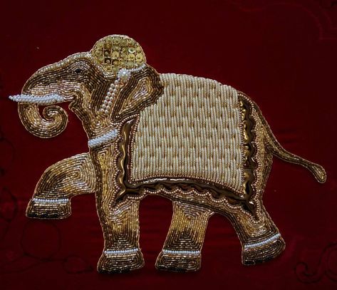 28 Likes, 1 Comments - Mantra Kishore (@mantrakishore) on Instagram: “The Elephant- Haute Couture Luxury Embroidery #incredible #embroidery #goldwork #handembroidery…” Embroidery Elephant, Handwork Design, Embroidery Goldwork, Goldwork Embroidery, Luxury Embroidery, Gold Work Embroidery, Zardozi Embroidery, Hand Beaded Embroidery, Kurti Embroidery Design