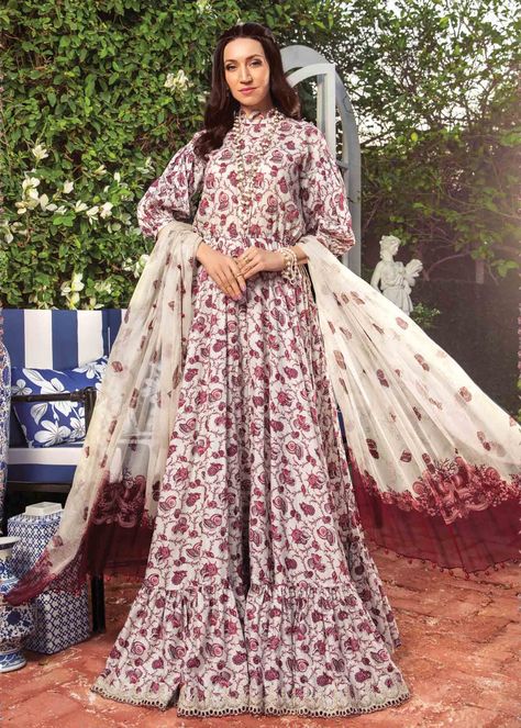 Lawn Dress Design, Cotton Lawn Fabric, Pakistani Designer Suits, Lawn Suit, Lawn Dress, Chiffon Collection, Maria B, Lawn Suits, Suit Fabric