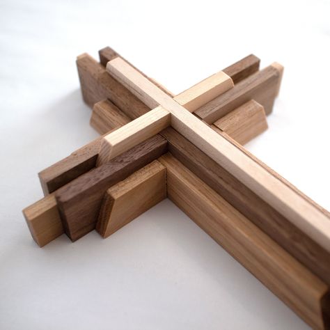 Small Easy Woodworking Projects Wooden Crosses Diy, Wood Crosses Diy, Small Easy Woodworking Projects, Rustic Wood Cross, Layered Crosses, Building Process, Wooden Crosses, Galaxy Wallpaper Iphone, Small Woodworking Projects