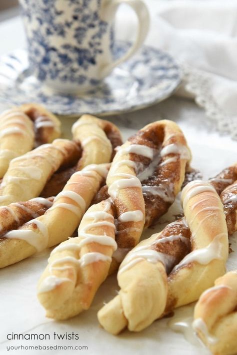 Cinnamon Twists Recipe - All the goodness of a cinnamon roll,  just a little more fun to eat when they are long and twisted! Cinnamon Twists Recipe, Breakfast Cinnamon, Cinnamon Twist, Halloween Appetizers Easy, Cinnamon Twists, Asian Recipe, Twisted Recipes, Cinnamon Recipes, Halloween Appetizers